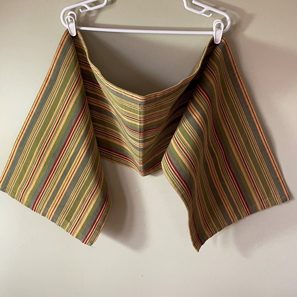 Handsome, Multi-Color, Table Runner - Picture 6 of 6